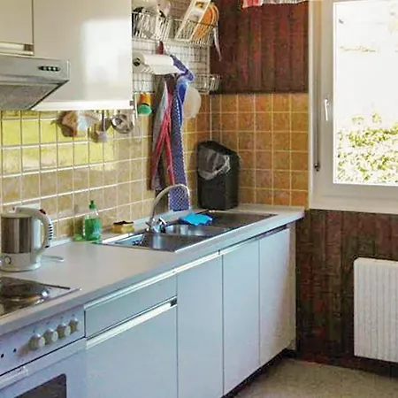 2 Bedroom Beautiful In Vakantiehuis Hallschlag