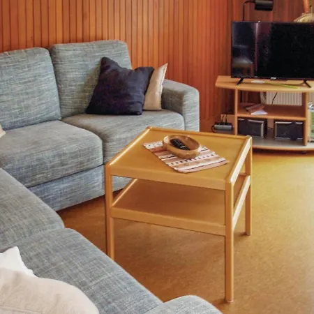2 Bedroom Beautiful In *